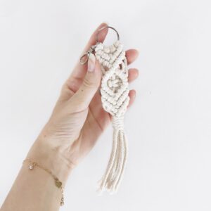 Porte-clés macramé écru