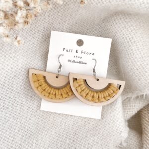 Boucles d’oreilles demi-cercles ocre